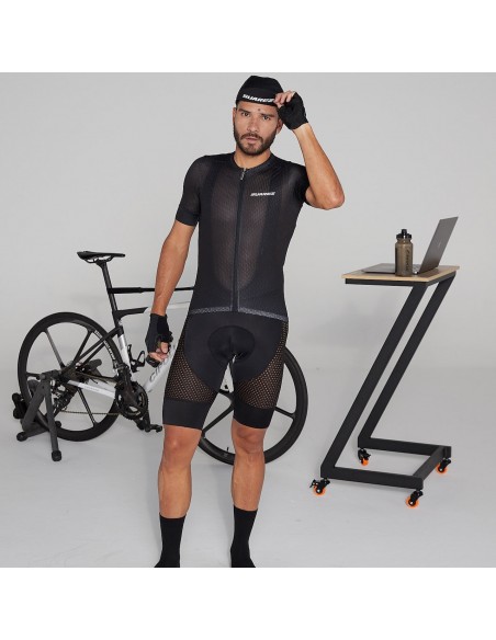 Tricota Indoor Rocket